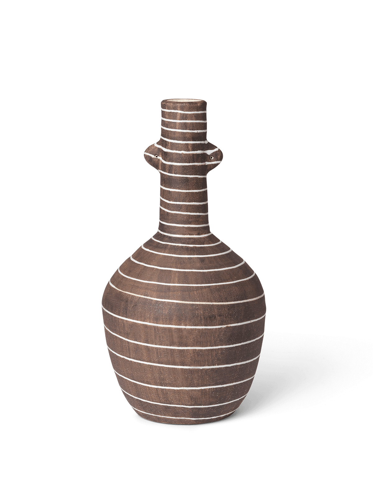 Vase Brura café à rayures blanches sur fond blanc.